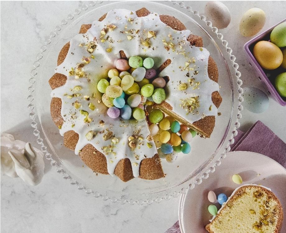 Wow Your Easter Guests With Easy Spring Surprise Cake