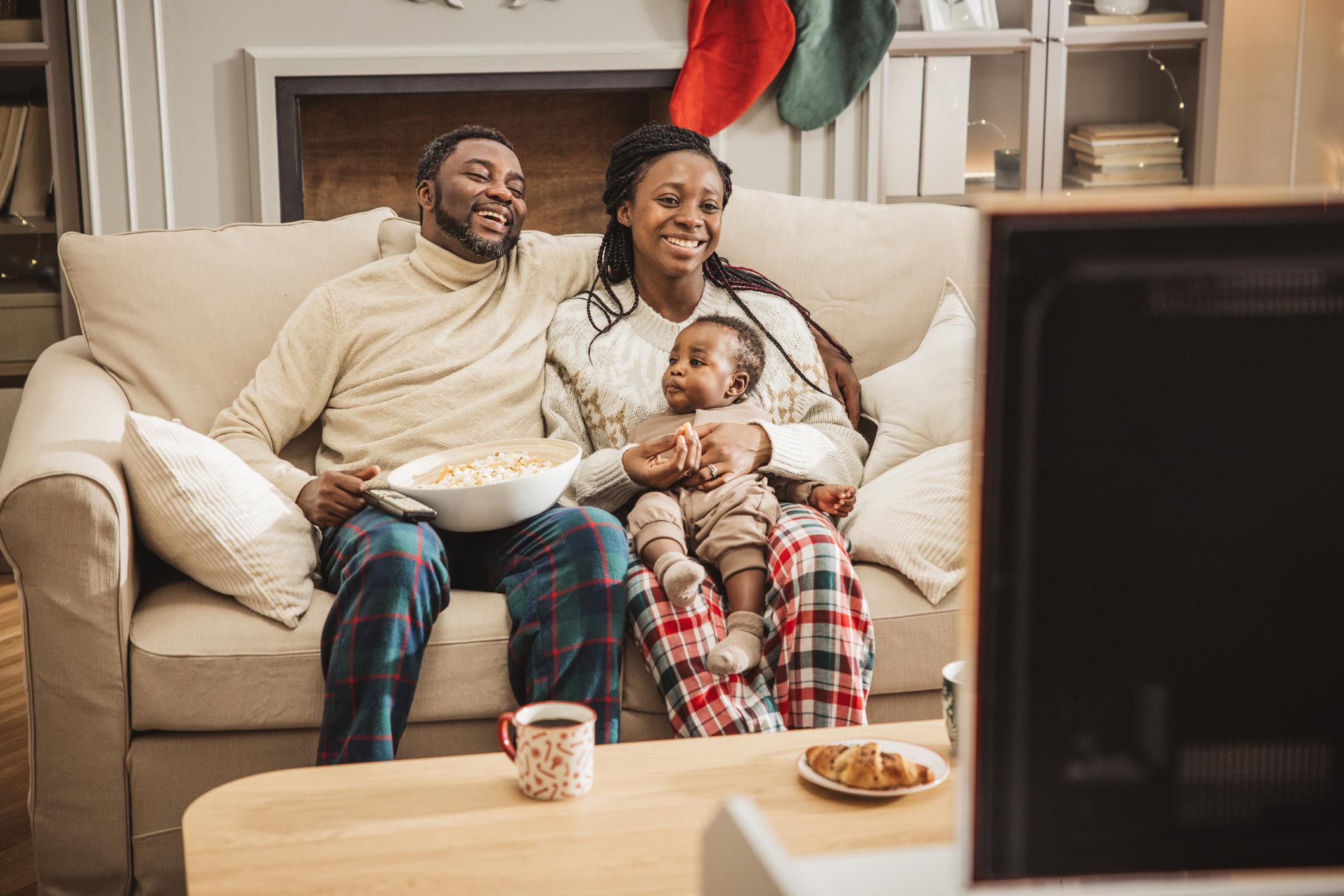 Cozy and Connected - How to Make the Most of Satellite Internet for Home Entertainment this Season